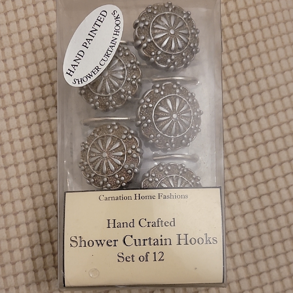 Carnation Home Fashions Silver Shower Curtain Hooks Set